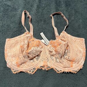 Victoria's Secret Pink Lace Underwire Bra